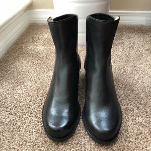 stuart weitzman easyon reserve leather ankle boots